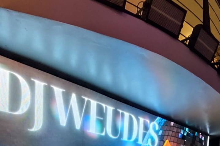 Dj Weudes Som e Luz