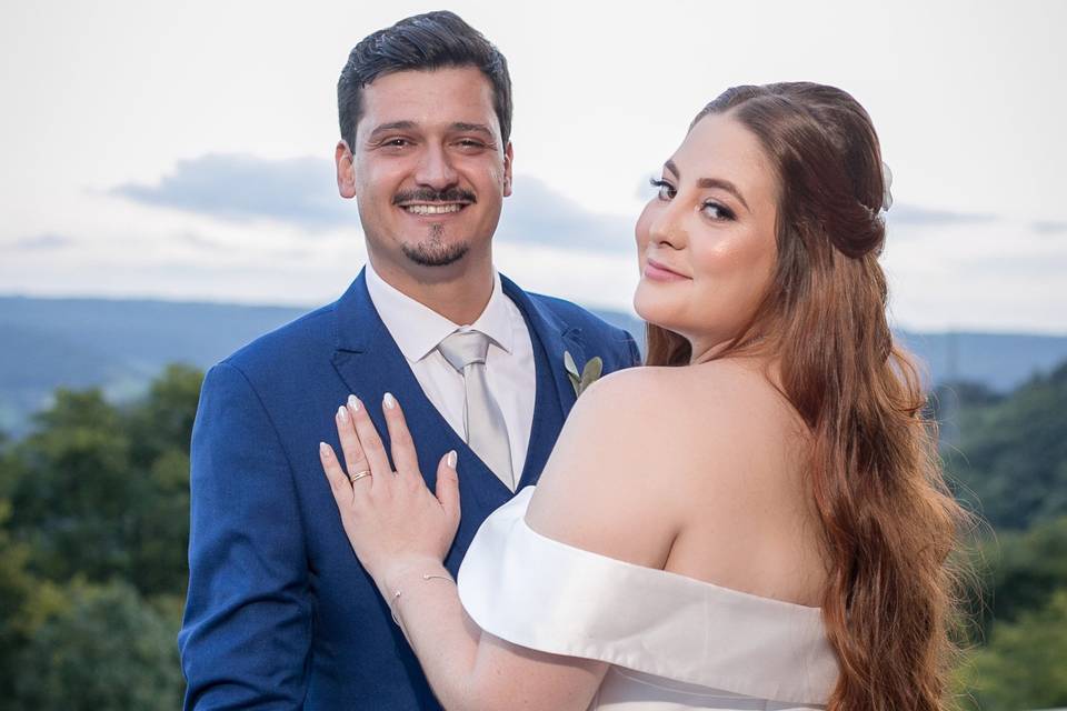 Larissa & Victor
