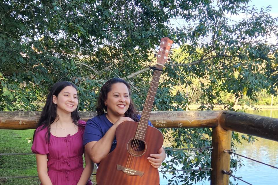 Daiana e Nicoly - Músicas para casamentos e eventos.