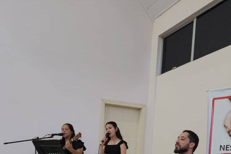 Daiana e Nicoly - Dueto de Vozes e Violão