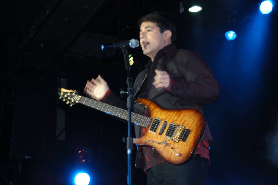 Show Alex