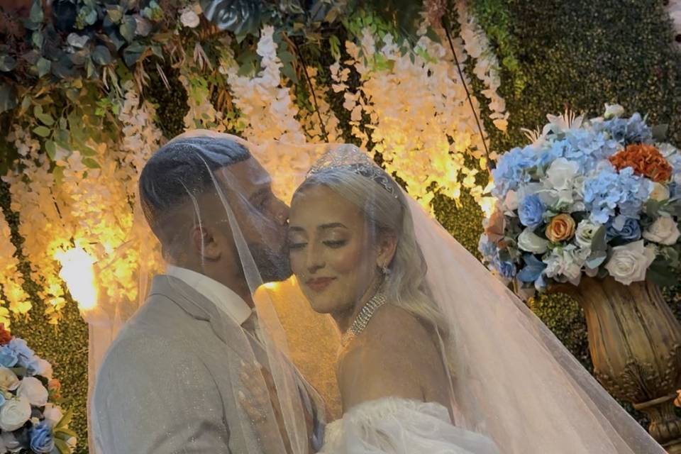 G & J