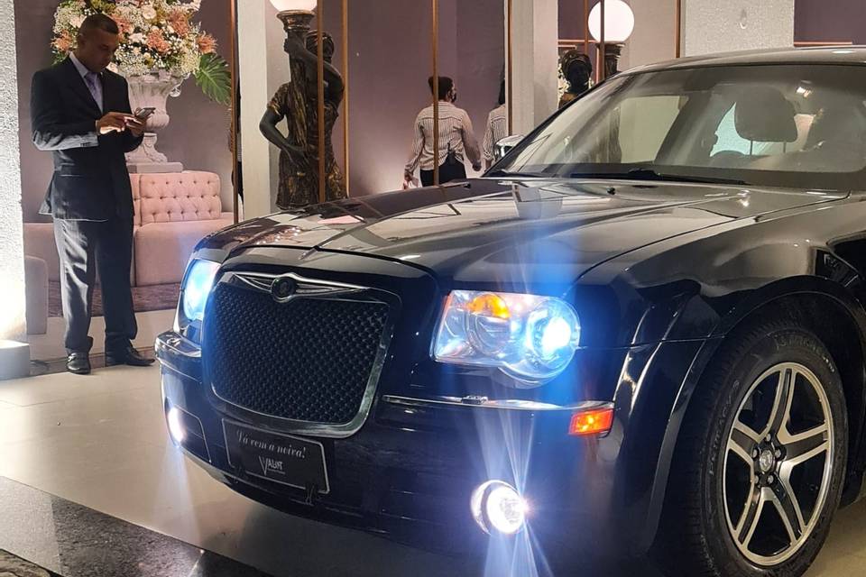 300c
