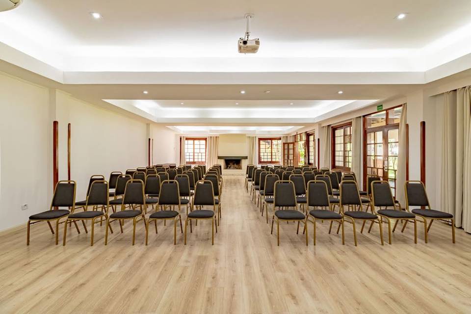Villagio Embu Sala Jasmim