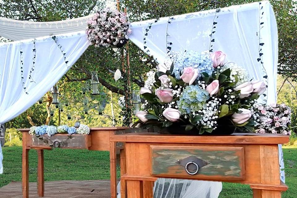 Casamento campestre azul