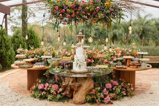 Maison Blanche Weddings Planner & Decor