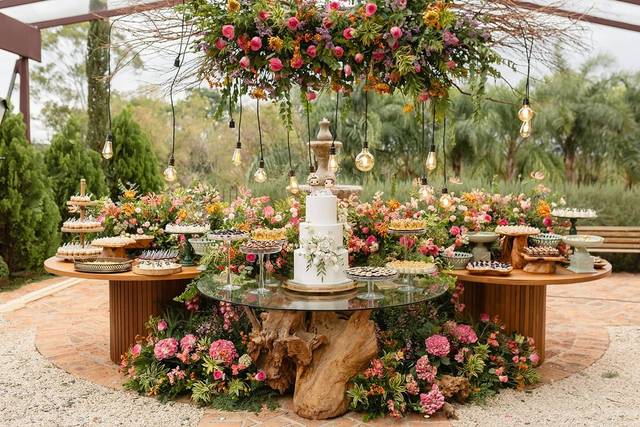 Maison Blanche Weddings Planner & Decor