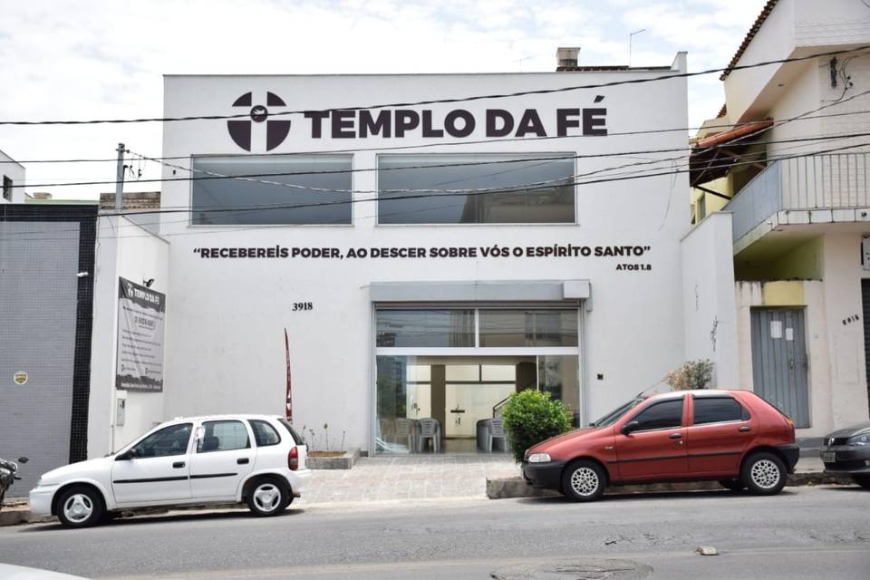 Fachada do templo