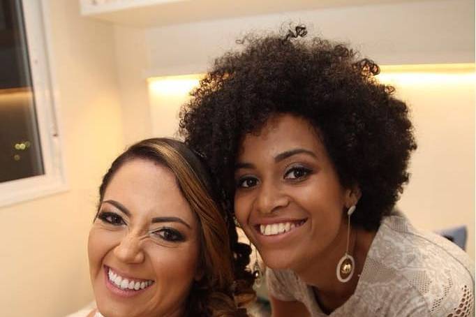 Domi Penteados & Make Up