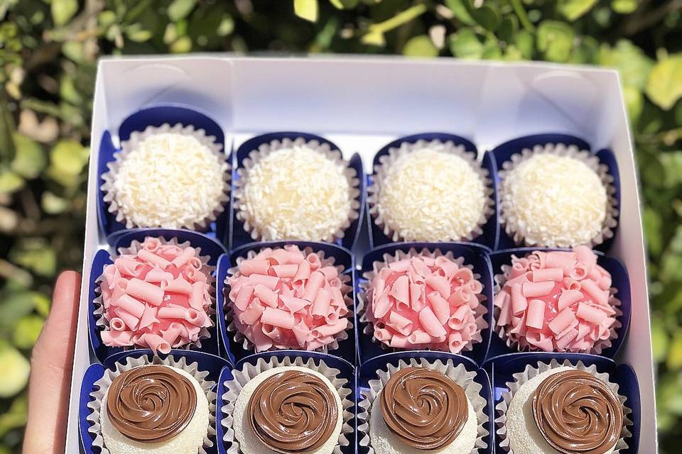 Doces finos + Brigadeiros
