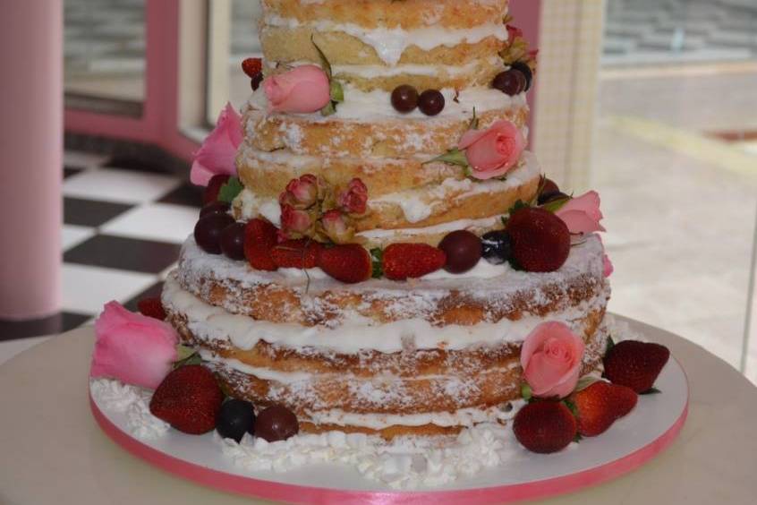 Up to date Naked cake
