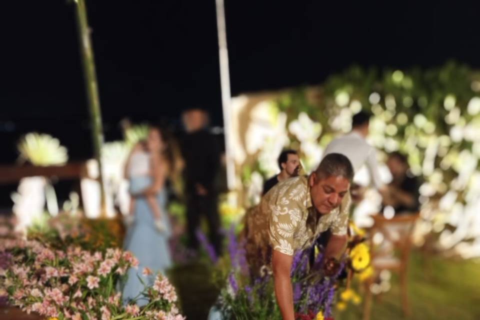Flower bar