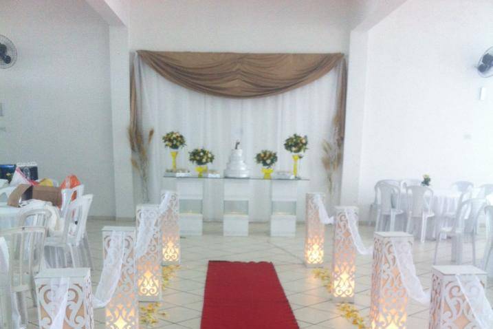 Casamento Branco e Dourado