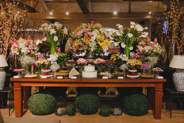 Villa Bisutti - mesa do bolo