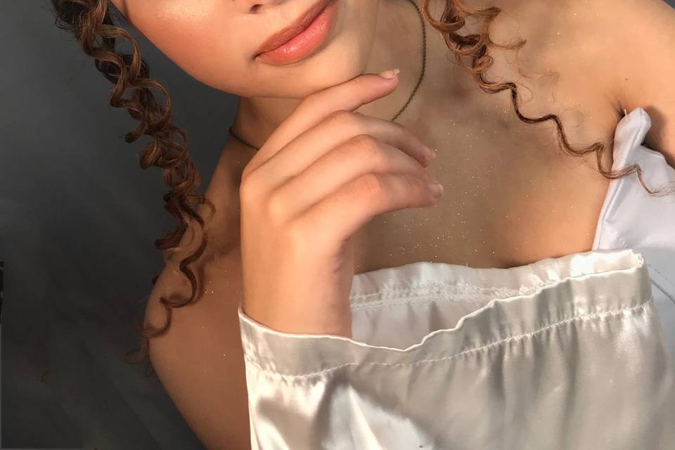 Penteado e maquiagens de noiva