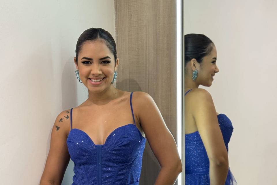 Vestido azul royal com brilho