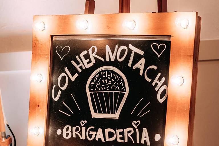 Placa decorativa.
