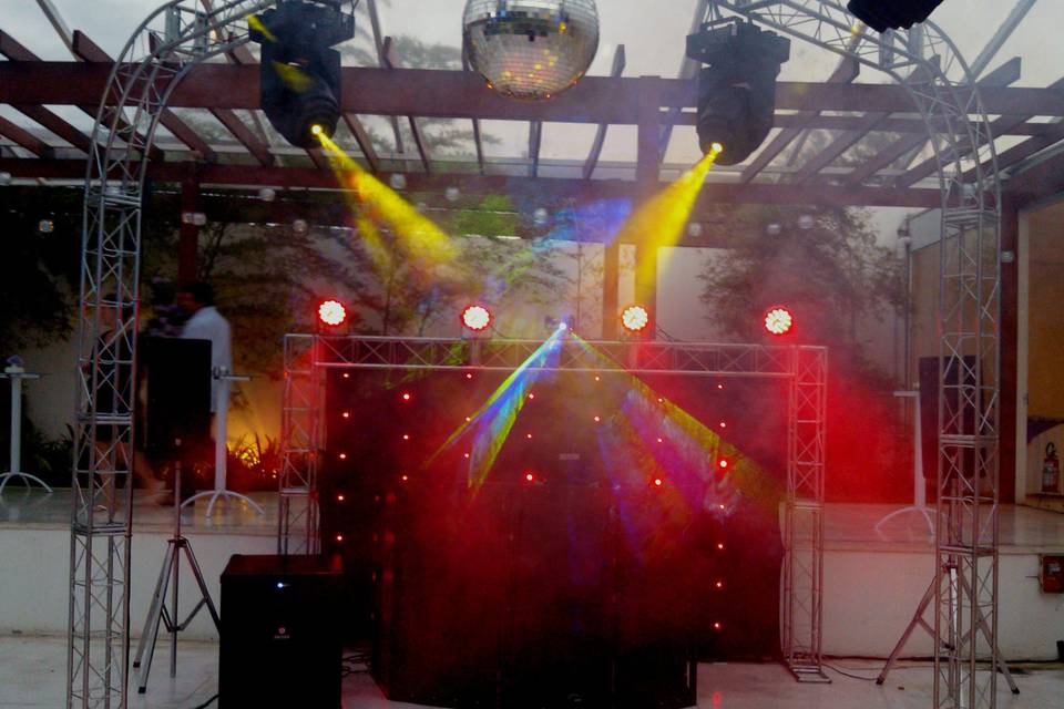 DjNovo