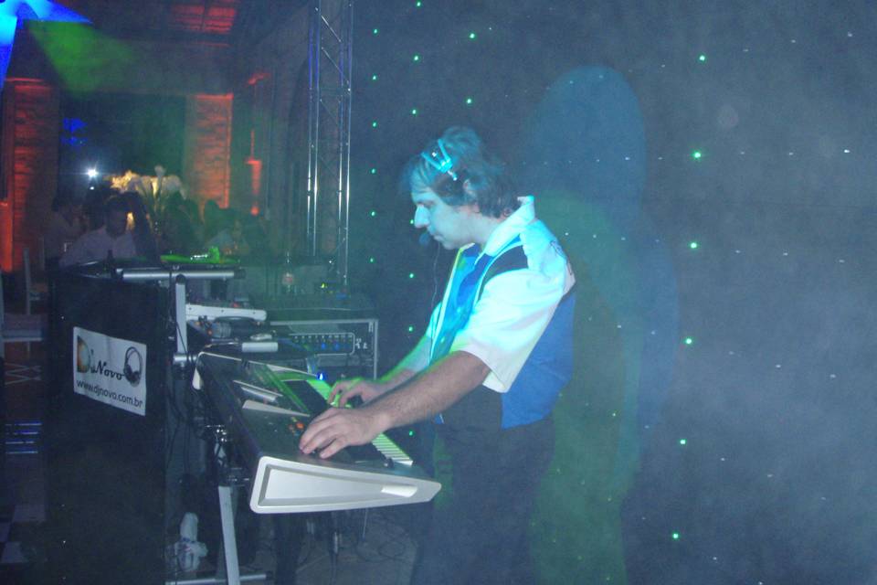 DjNovo Musica ao vivo
