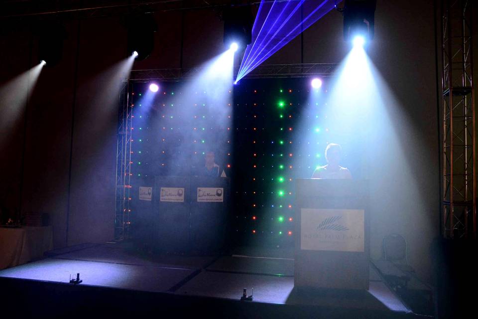 DjNovo Royal Palm Plaza