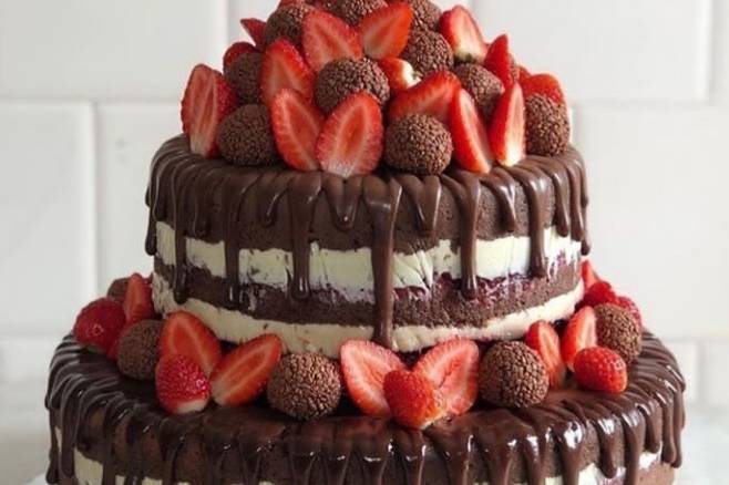 Naked cake