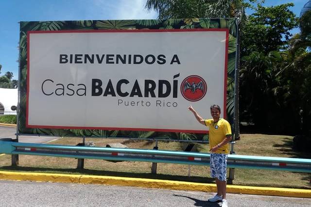 Curso fábrica do rum bacardí