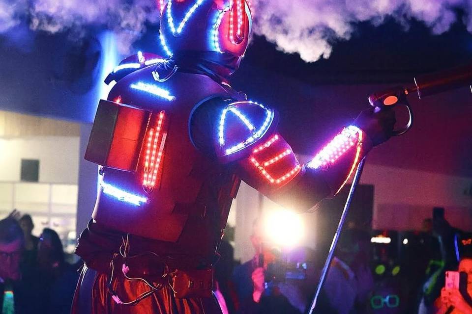 Robô de LED + Bazooka de CO²