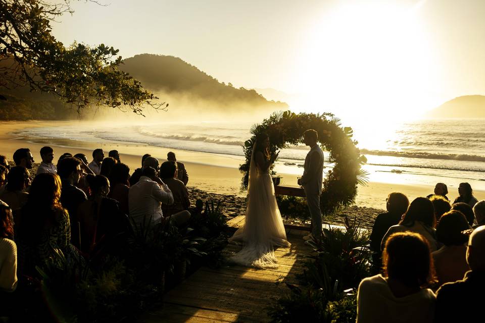 Casamento ao amanhecer Ubatu