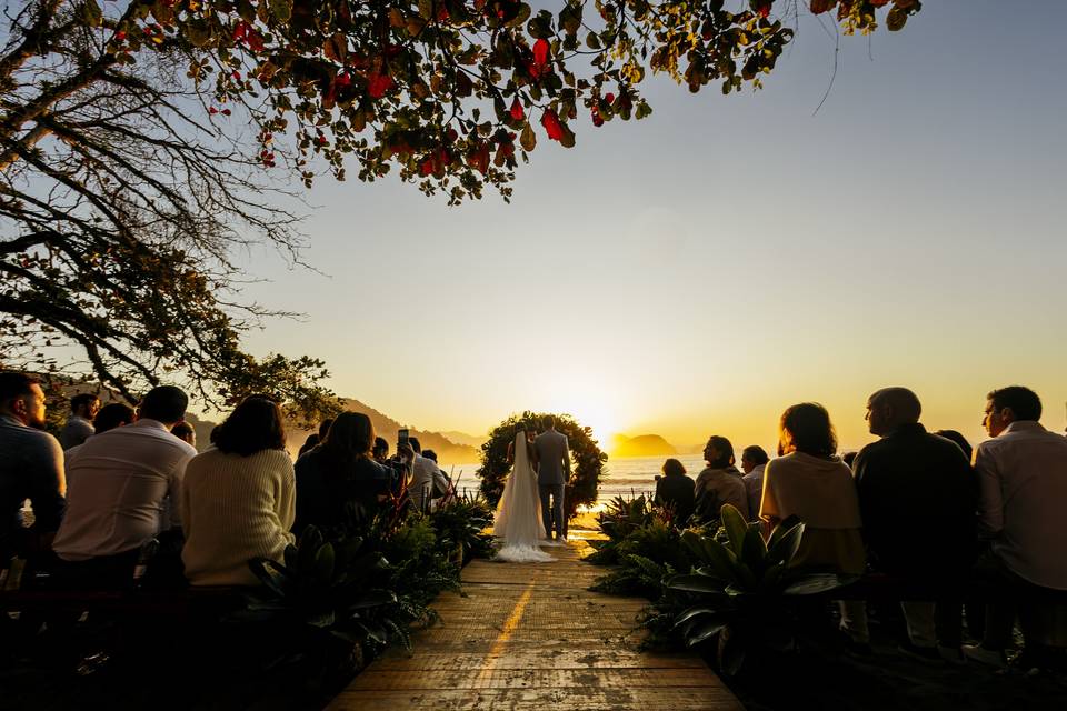 Casamento ao amanhecer - Ubatu