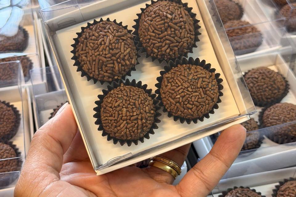 Caixa Presente Brigadeiros