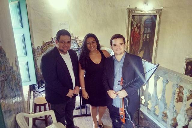 Trio - Voz, Teclado e Violino