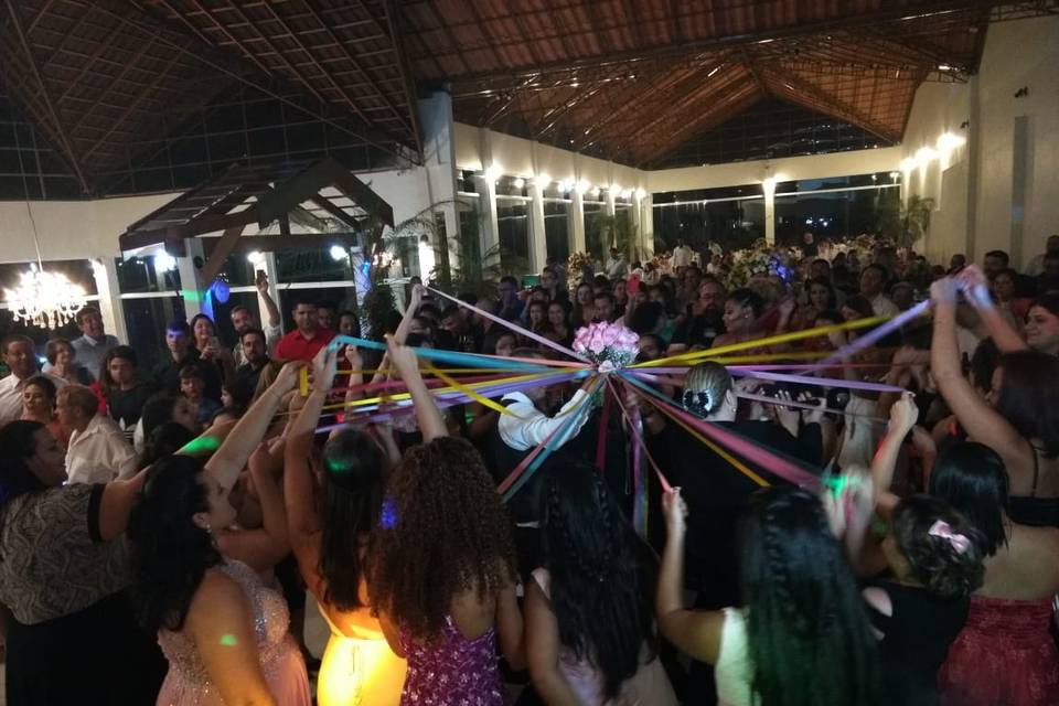 Buque com fitas