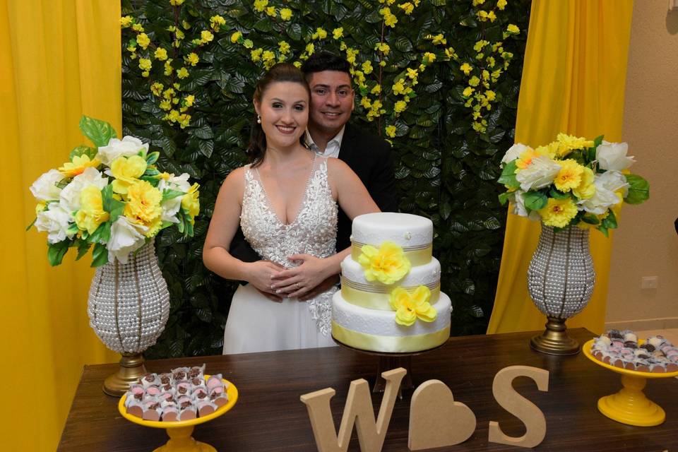 W & S