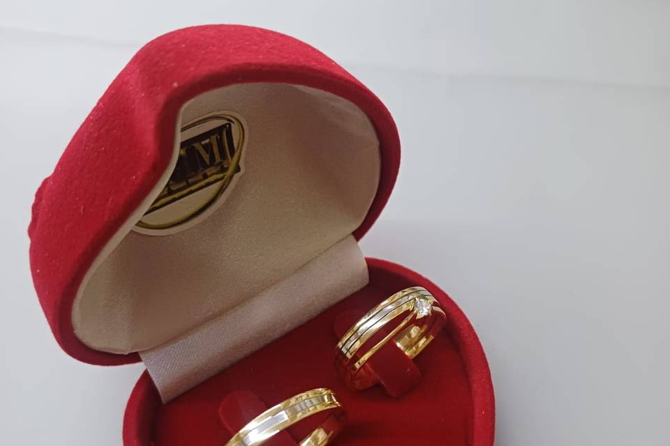 Aliança em ouro 18k - Bodas