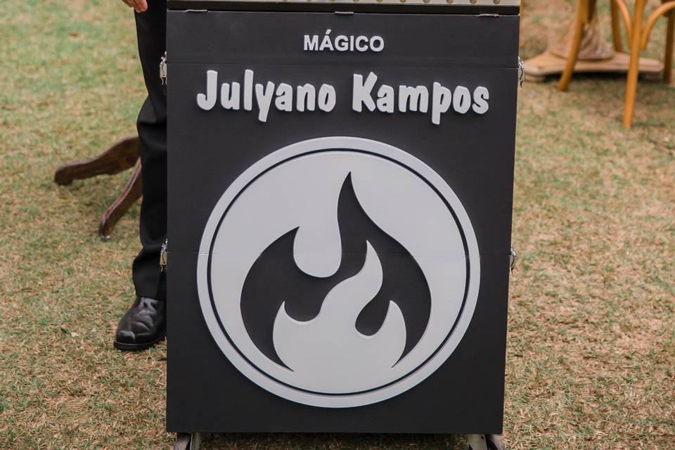 Mágico Julyano Kampos