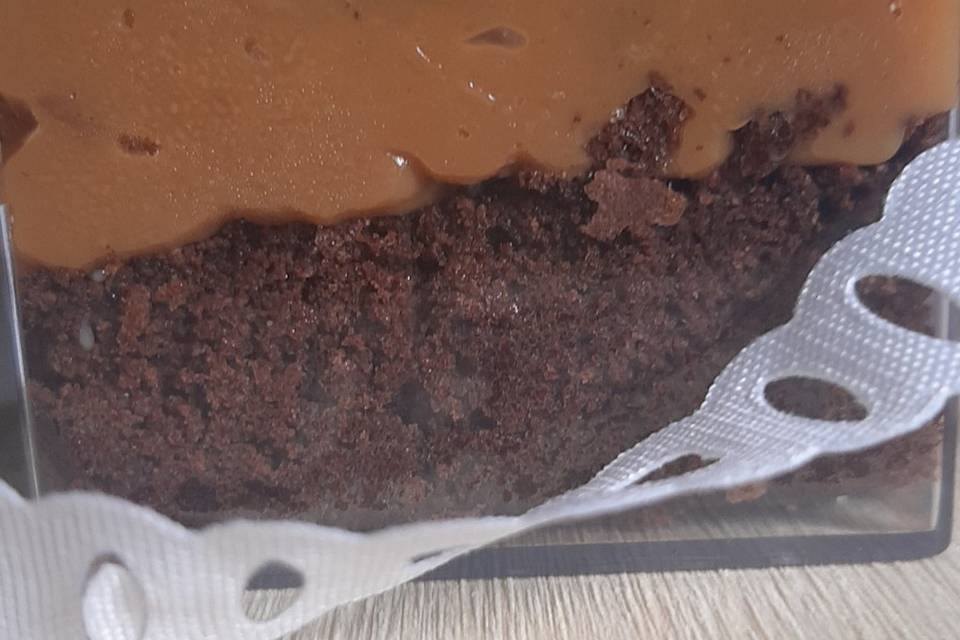 Brownie c doce de leite