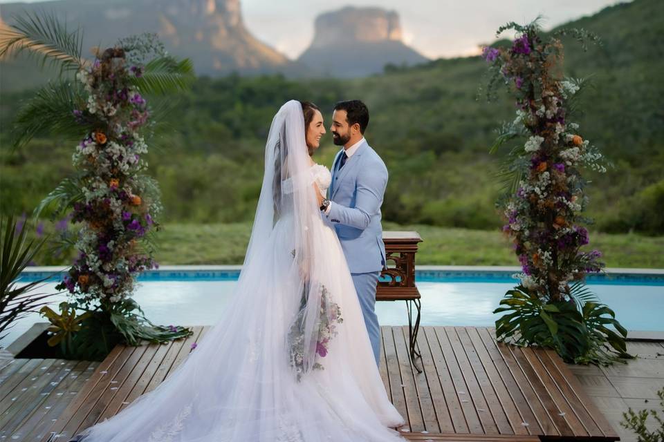 Casal no altar