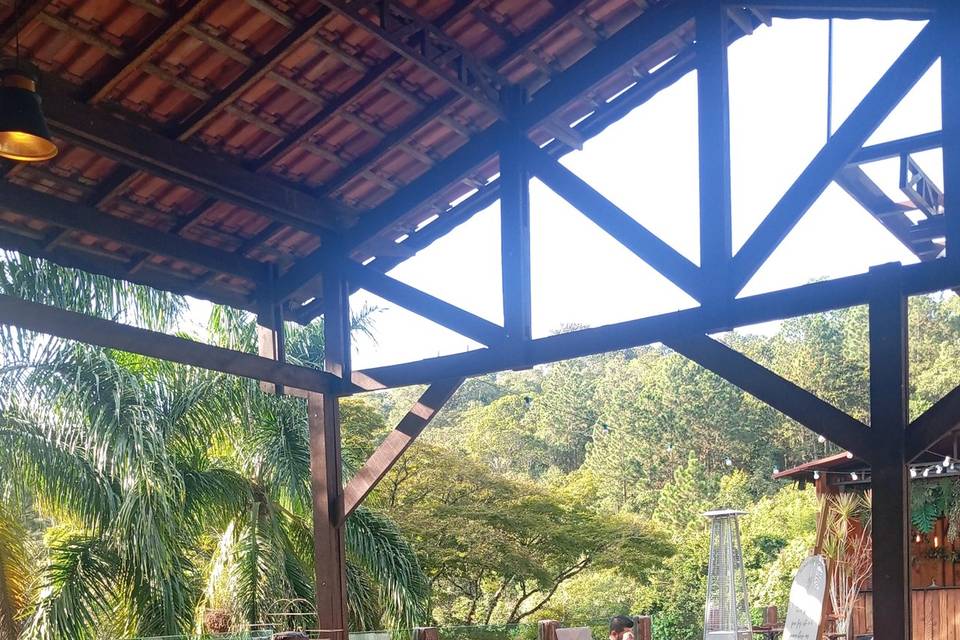 Bancada montada para casamento