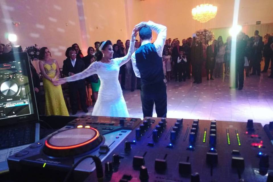 Dança dos noivos