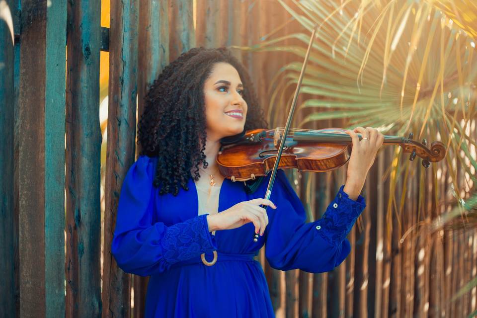 Larissa Torres Violinista