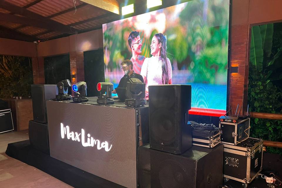 DJ com Estrutura Diamante