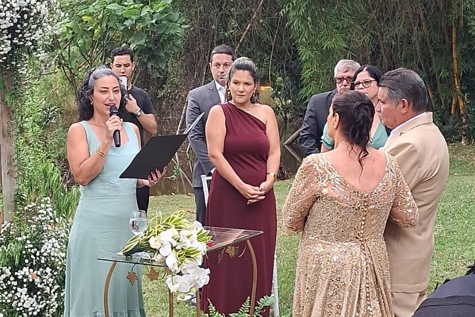 Priscila F. CELEBRANTE