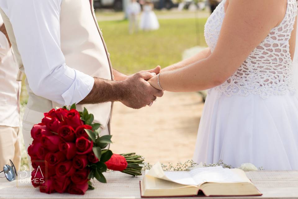 Casamento pé na areia