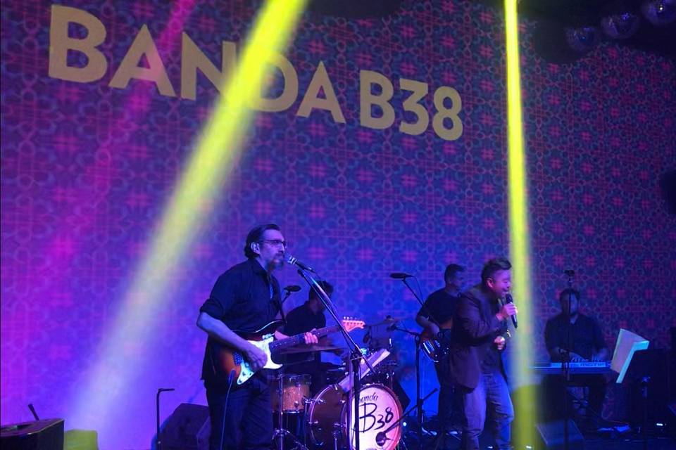 Banda B38