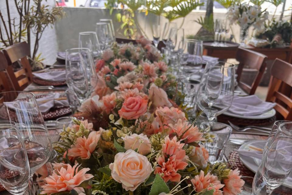 Arranjo caminho de mesa