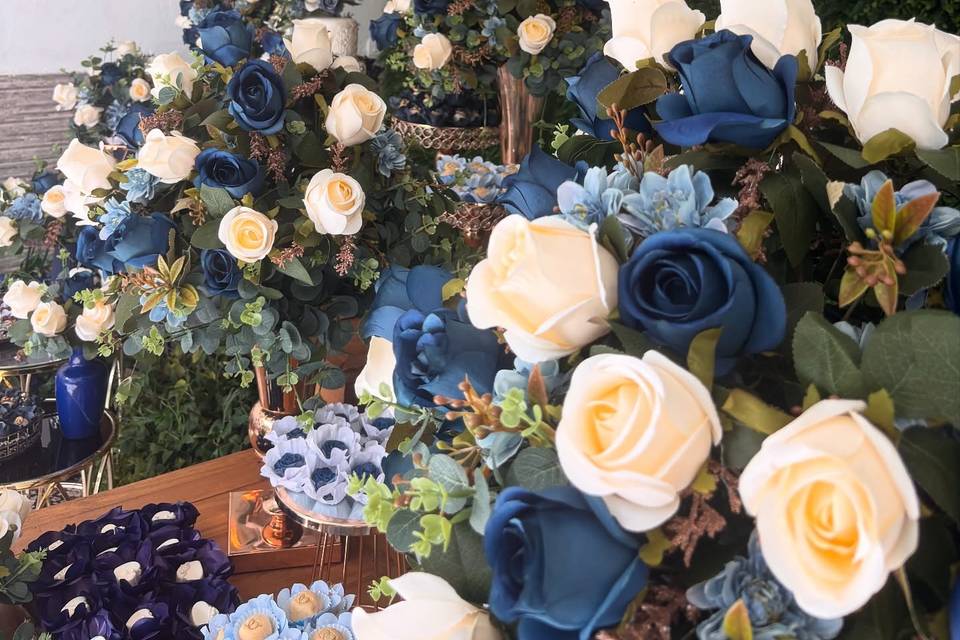 Paleta azul marinho e branco