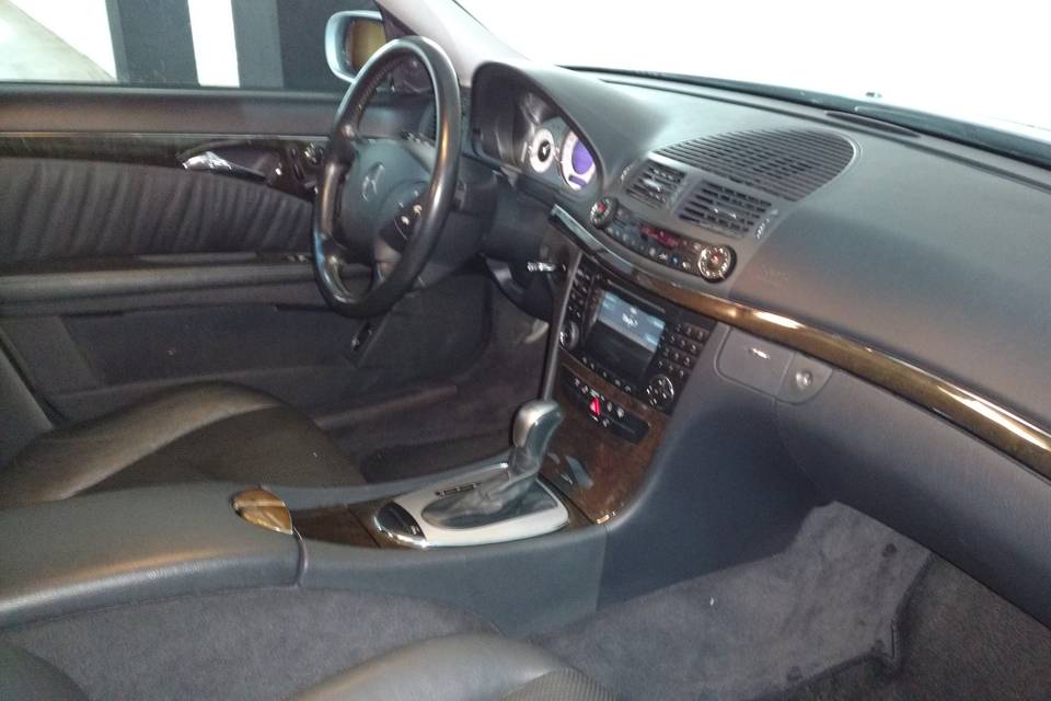 Interior Mercedes E 320