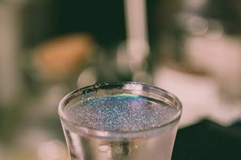 Drinks glitter