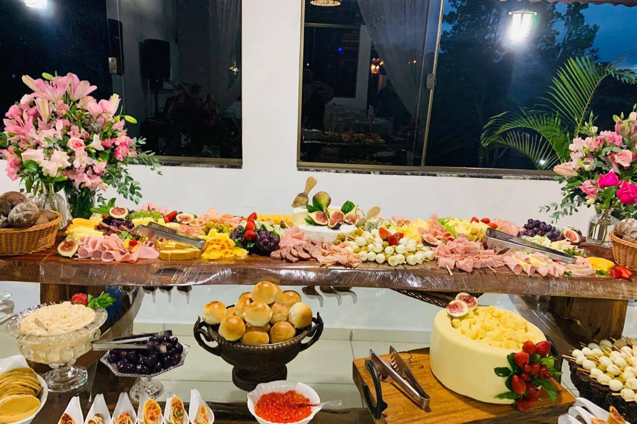 Buffet Maria Bonita - Consulte disponibilidade e preços