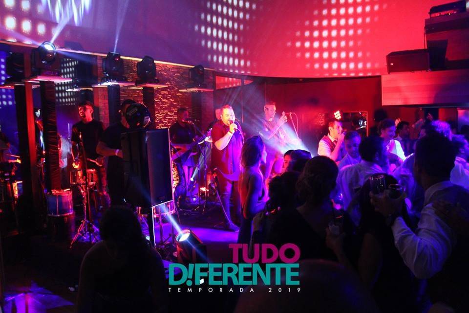 Grupo Tudo Diferente